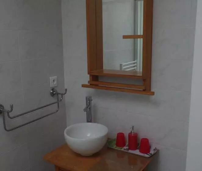 Aamiaismajoitus (B&B) Maison D'hôtes Le Cadran Solaire