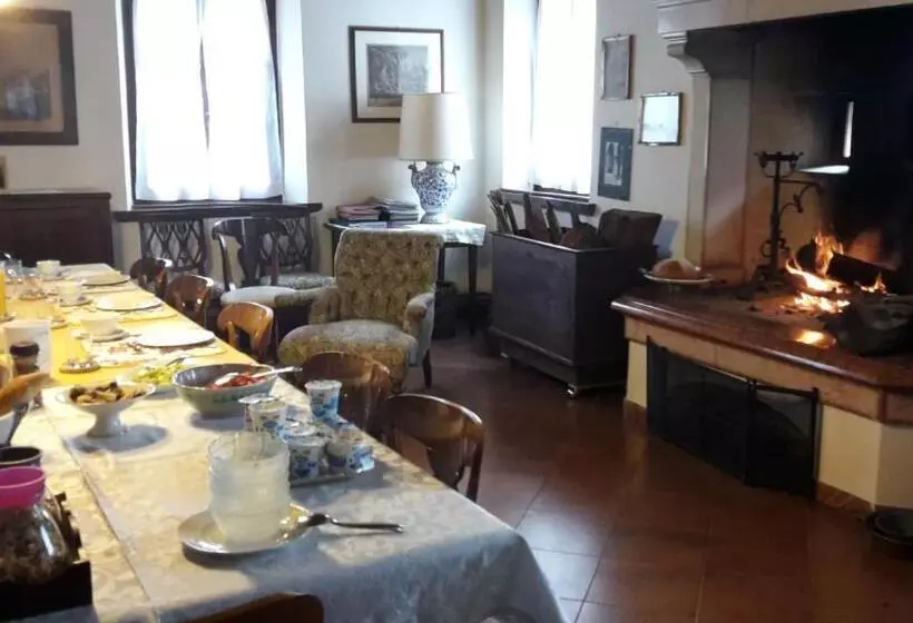 Aamiaismajoitus (B&B) Palazzo Scolari