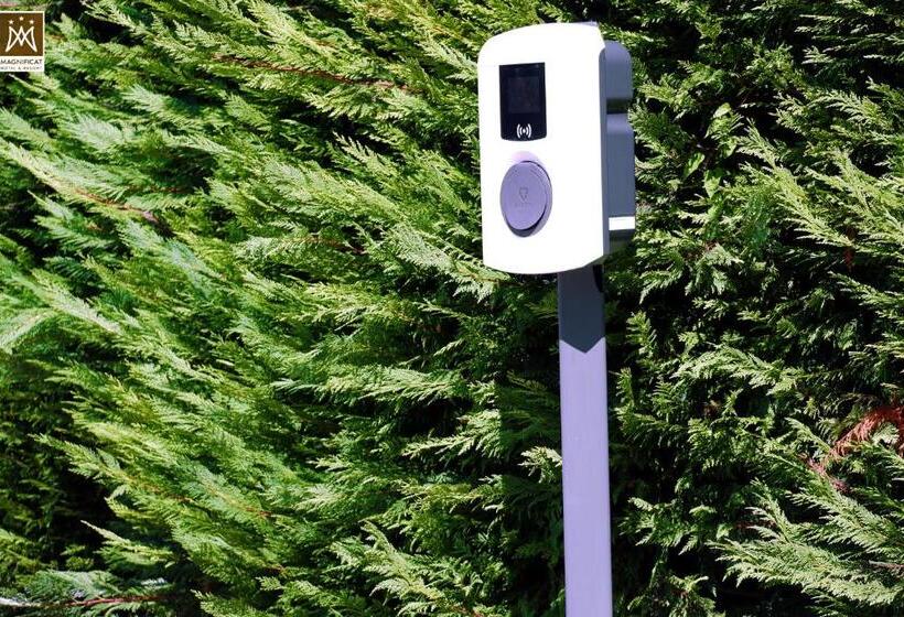 簡易ホテル Magnificat Hotel&resort