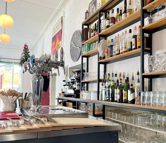 Hotelli Bar Des Amis