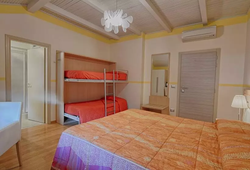 Hotelli Europa   Sorico