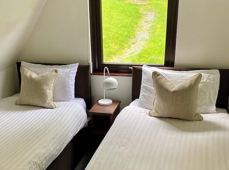 בית מלון כפרי Glen Lodges