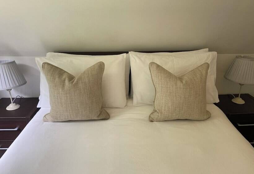 בית מלון כפרי Glen Lodges