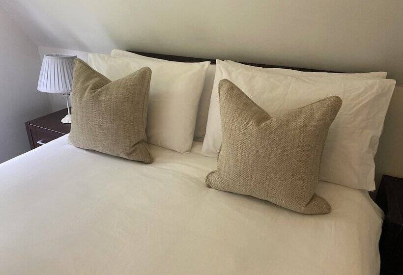 בית מלון כפרי Glen Lodges