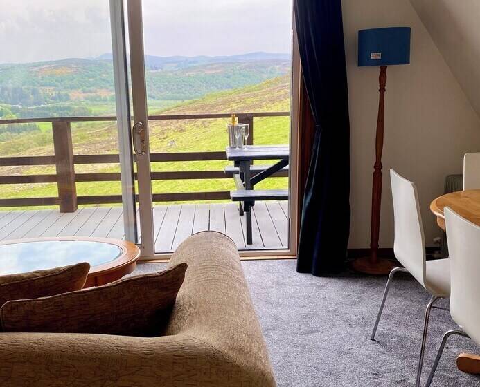 בית מלון כפרי Glen Lodges