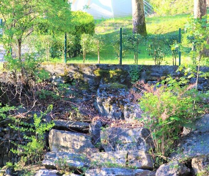 Отель Le Moulin Du Luech Bulles Insolites