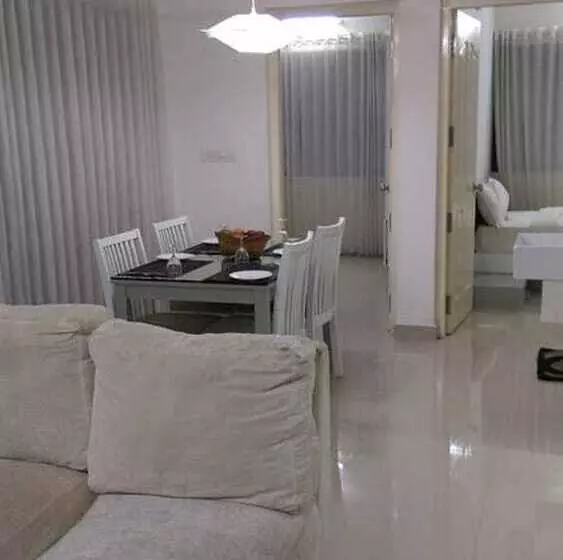 Hotelli Thazaa Resorts