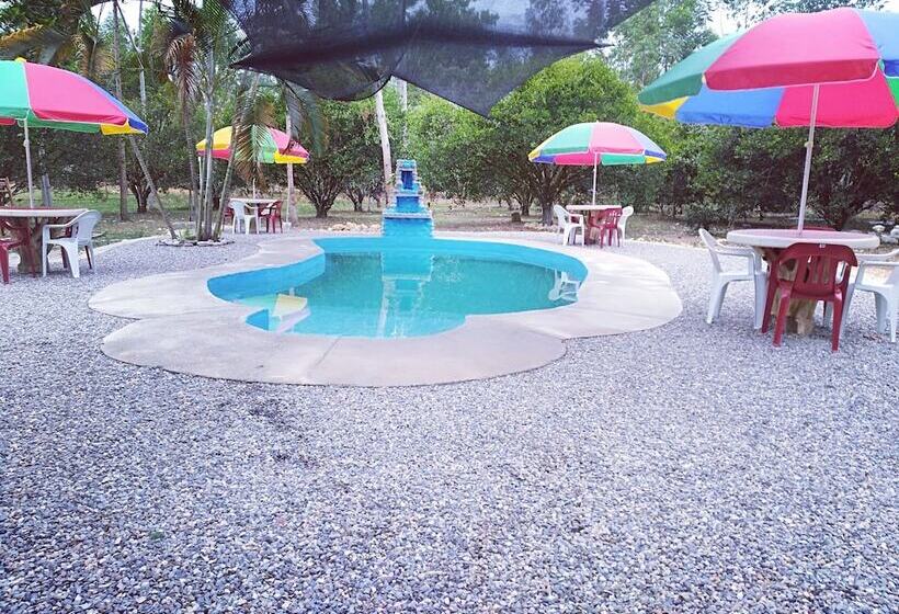 ホテル Tierralinda Finca Cottage