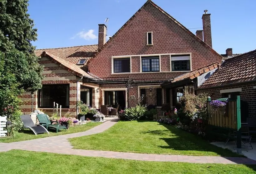 Majatalo Le Paddock Du Val De Lys