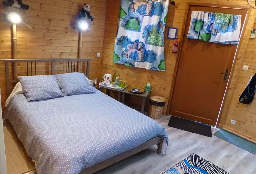 Majatalo Les Dauphins De Mareuil