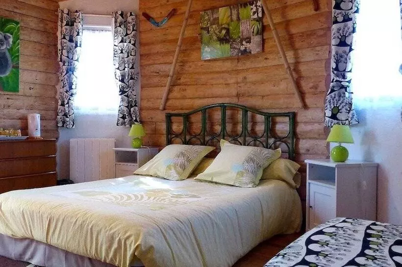 Majatalo Les Dauphins De Mareuil