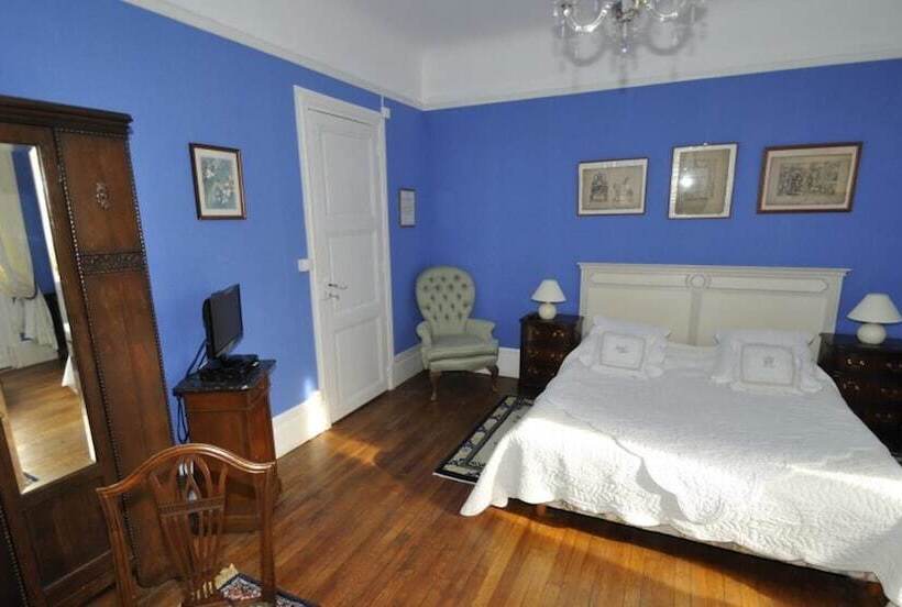 Пансион Villa Les Iris