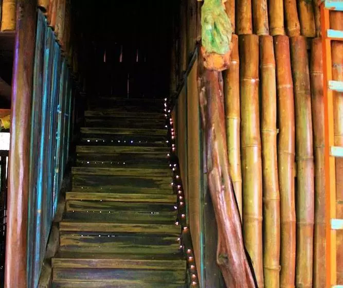 هاستل Barba Negra Lodge