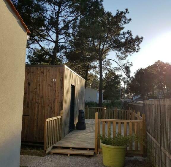 住宿加早餐  Chambre D Hôtes Et Spa De La Presqu île