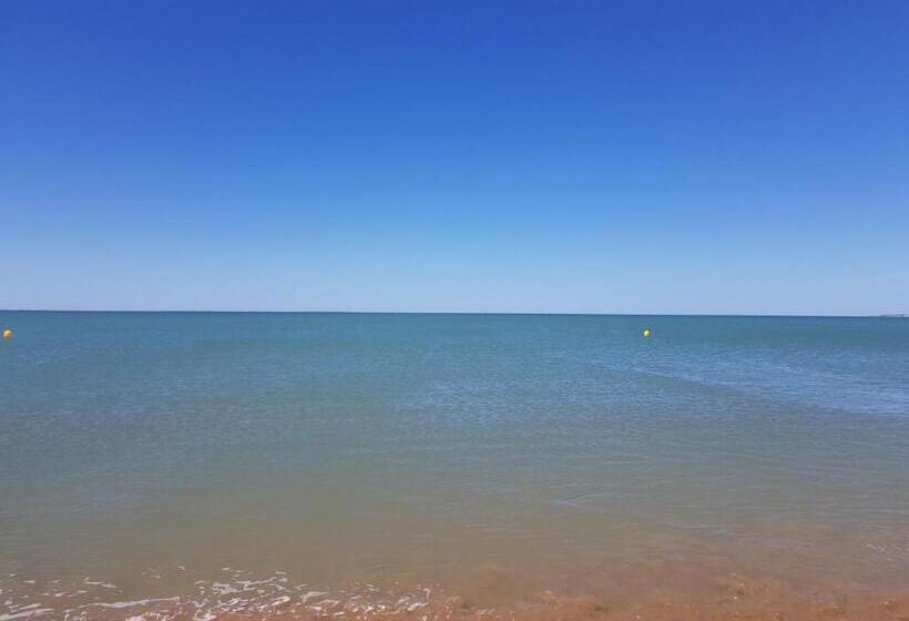 住宿加早餐  Chambre D Hôtes Et Spa De La Presqu île