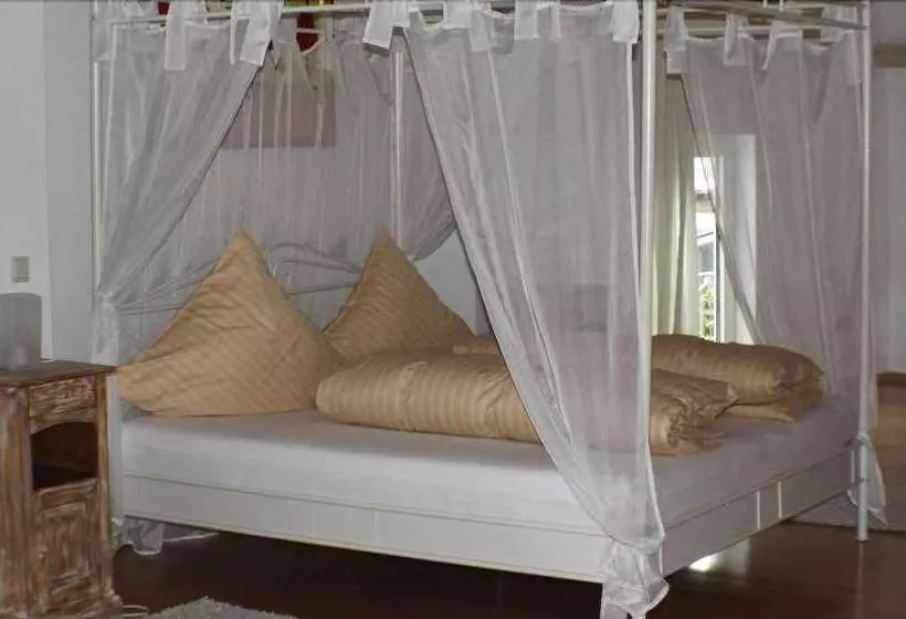 Aamiaismajoitus (B&B) Vivo Vino