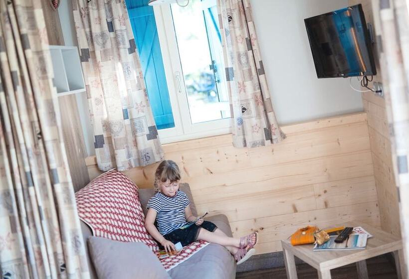 Отель Camping Base De Loisirs Du Lac De La Moselotte