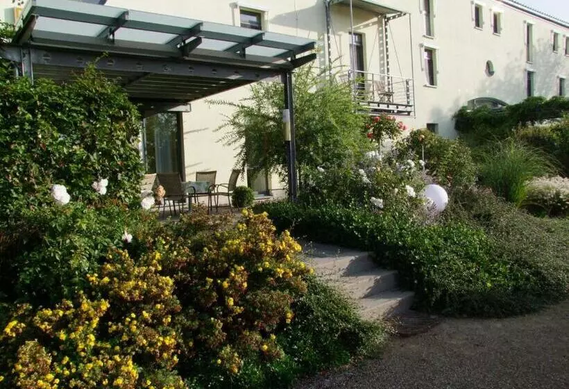 ホテル Moritz An Der Elbe