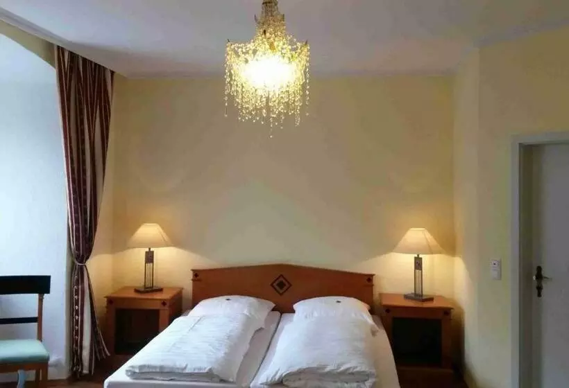 Hotelli Schloss Fuchsmuhl