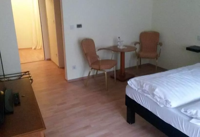 Hotelli Schloss Fuchsmuhl