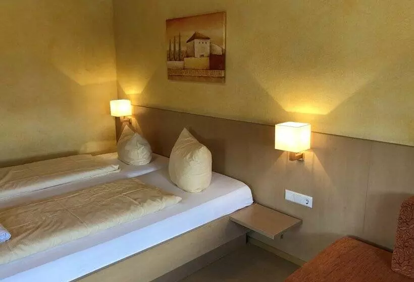 Hotelli Werneths Landgasthof Hirschen