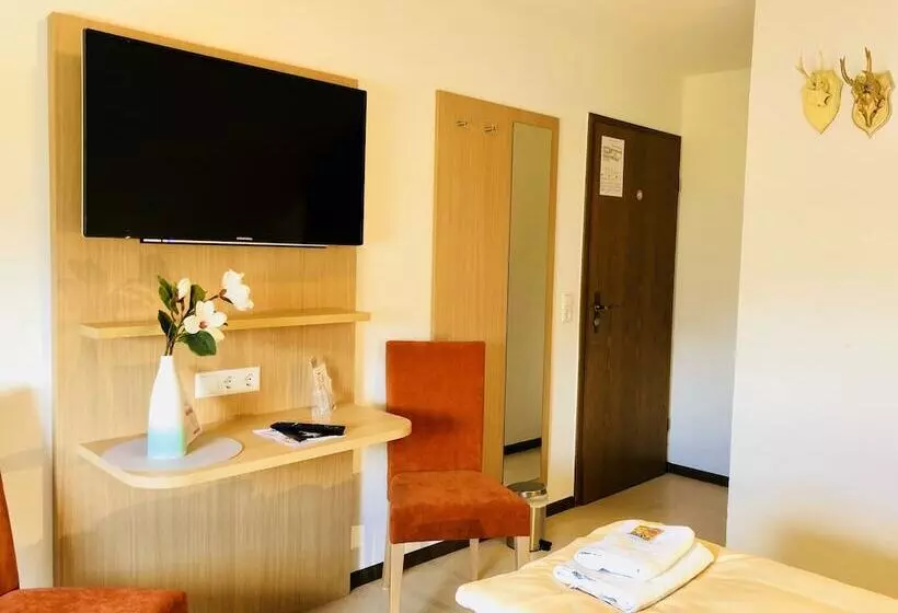 Hotelli Werneths Landgasthof Hirschen