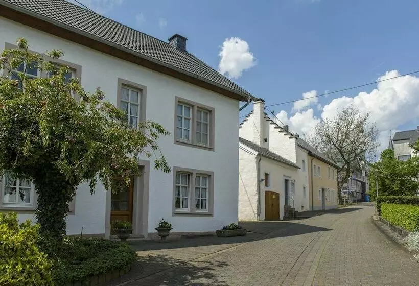 Nengshof   Haus Gänseblümchen