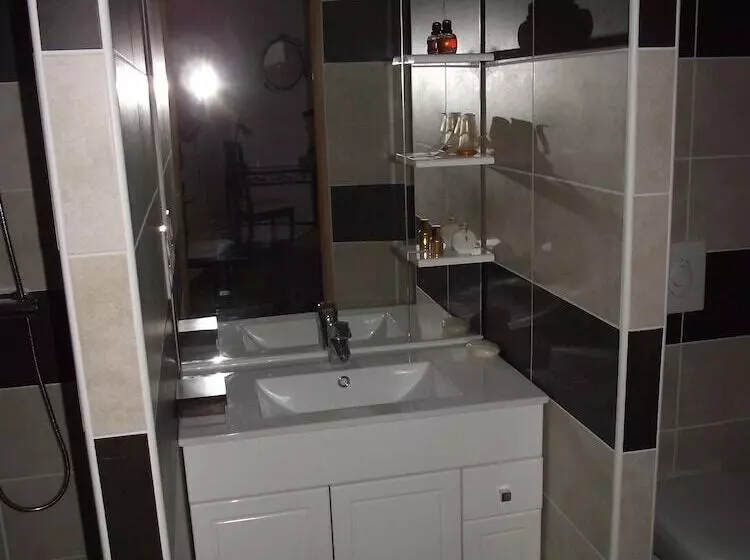 Majatalo Chambre D'hôtes Le Mas Du Moulin