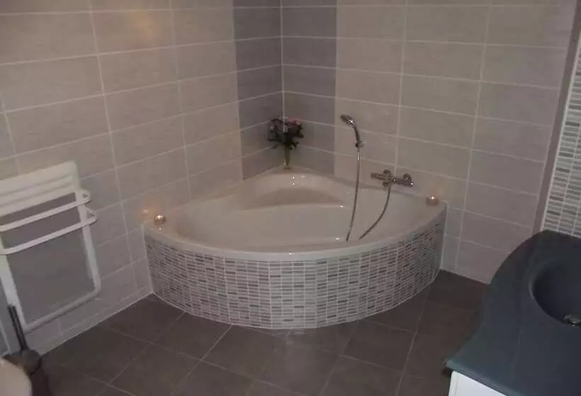 Majatalo Chambre D'hôtes Le Mas Du Moulin