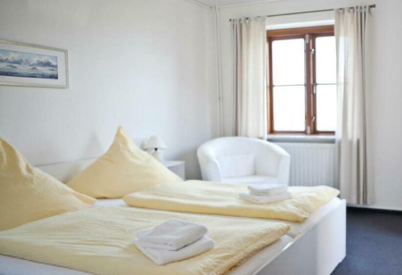 Пансион & Gasthaus Hilligenley Auf Der Hallig Langeness