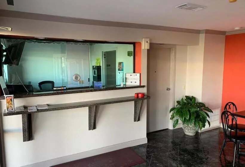 ホテル Americas Best Value Inn Hobby Airport