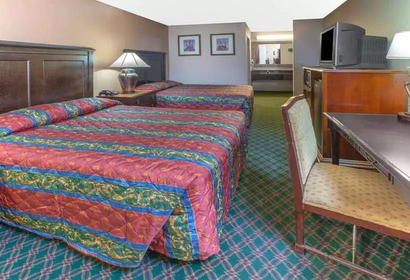 酒店 Knights Inn Forest Hill