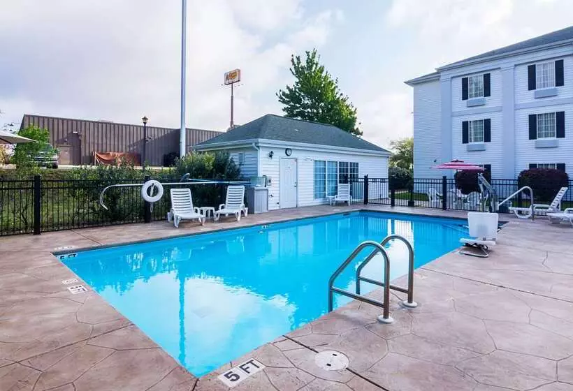 호텔 Quality Inn Crestview Near Eglin Afb