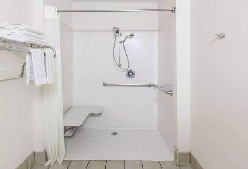 فندق Super 8 By Wyndham Arlington Near At&t Stadium