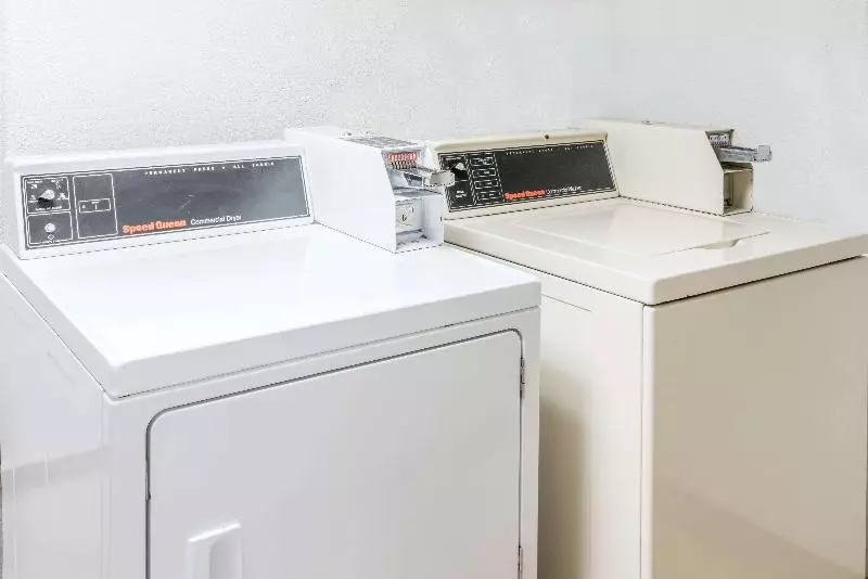 Hotelli Super 8 By Wyndham Batavia E Of Darien Lake Theme Park