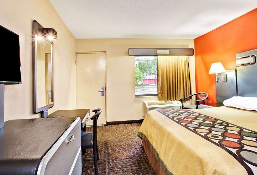 هتل Super 8 By Wyndham Kissimmee/maingate/orlando Area