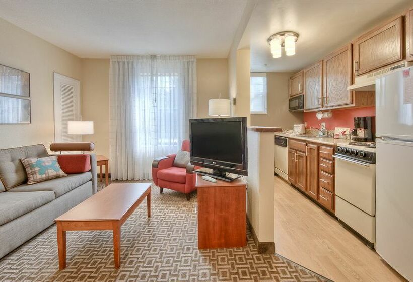 Hotel Towneplace Suites By Marriott Charlotte Univ. Research Park