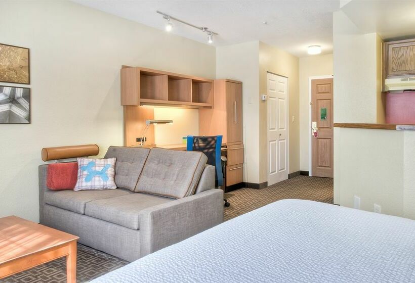 Hotel Towneplace Suites By Marriott Charlotte Univ. Research Park