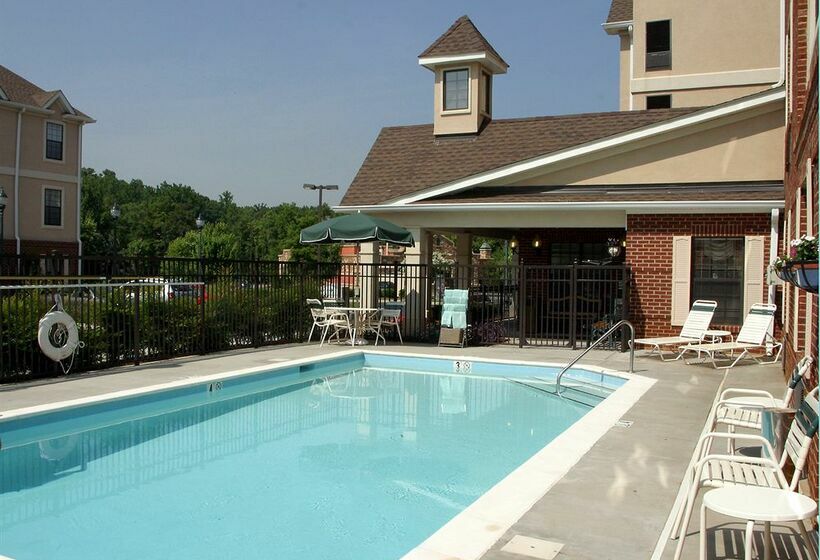 Hotel Towneplace Suites By Marriott Charlotte Univ. Research Park