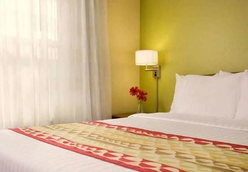 Отель Towneplace Suites By Marriott Newark Silicon Valley