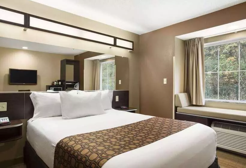 Microtel Inn & Suites By Wyndham Cambridge