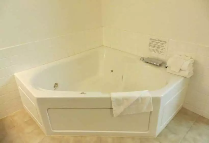 Мотель Amerivu Inn And Suites Stanley