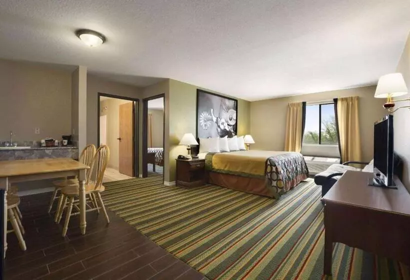 Motel Super 8 By Wyndham Childress