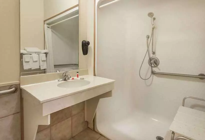 모텔 Super 8 By Wyndham Duson Lafayette West Area