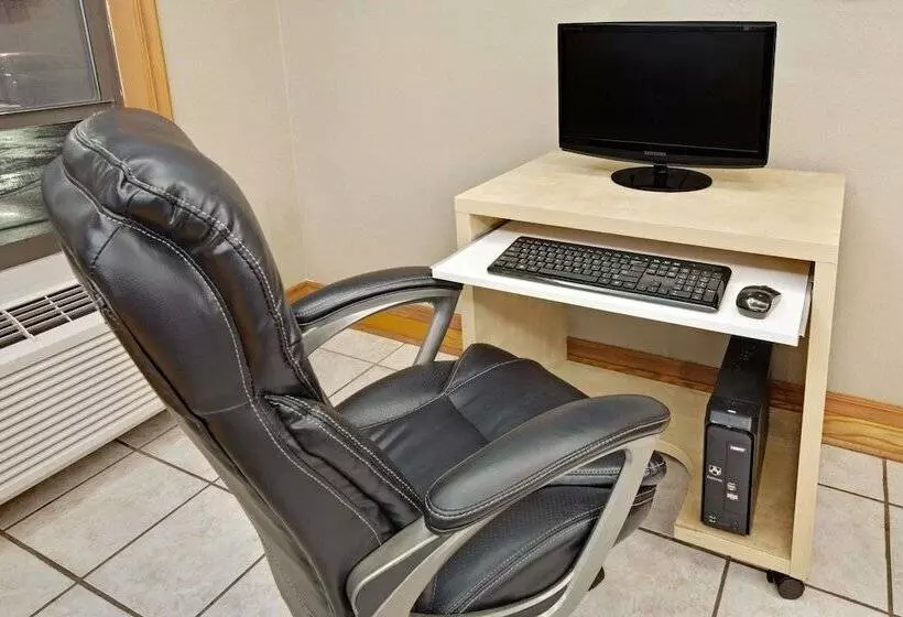 モーテル Super 8 By Wyndham Hampshire Il