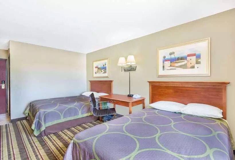 汽车旅馆 Super 8 By Wyndham Tilton/lake Winnipesaukee