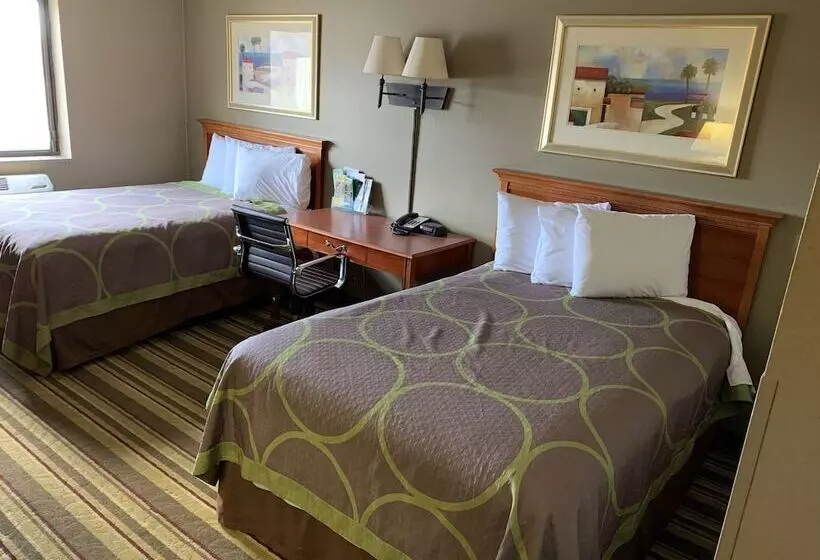 汽车旅馆 Super 8 By Wyndham Tilton/lake Winnipesaukee