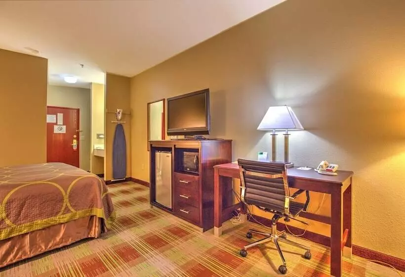 Мотель Super 8 By Wyndham Waterloo