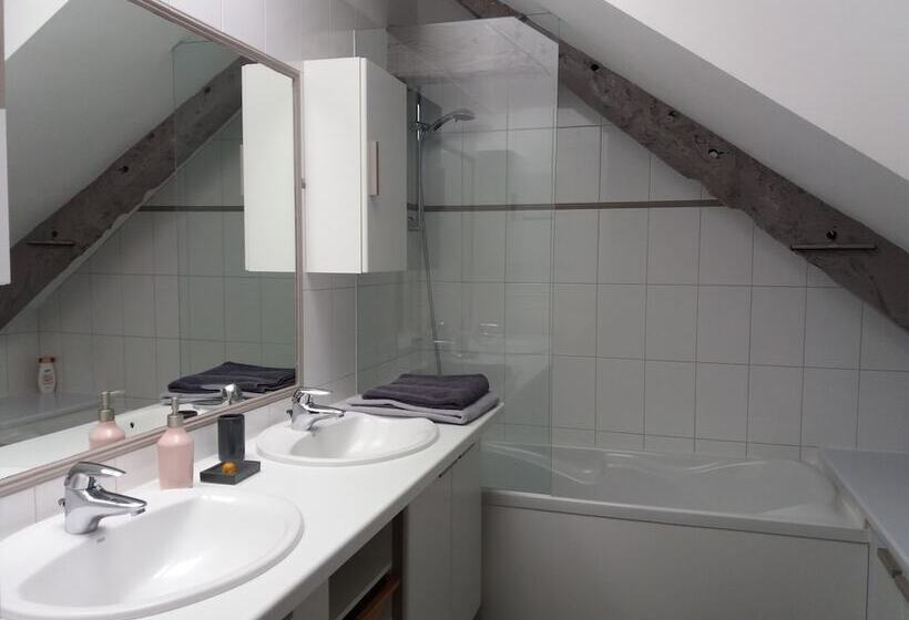 צימר Aux Agapanthes