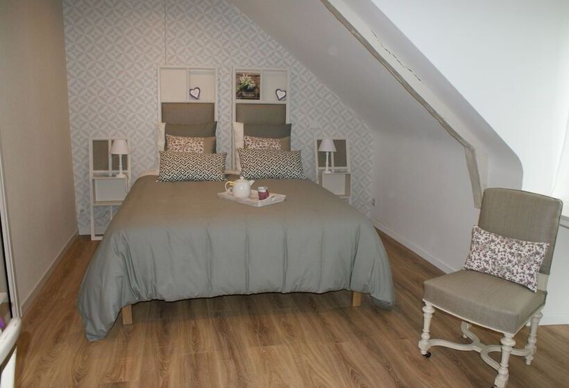 צימר Aux Agapanthes